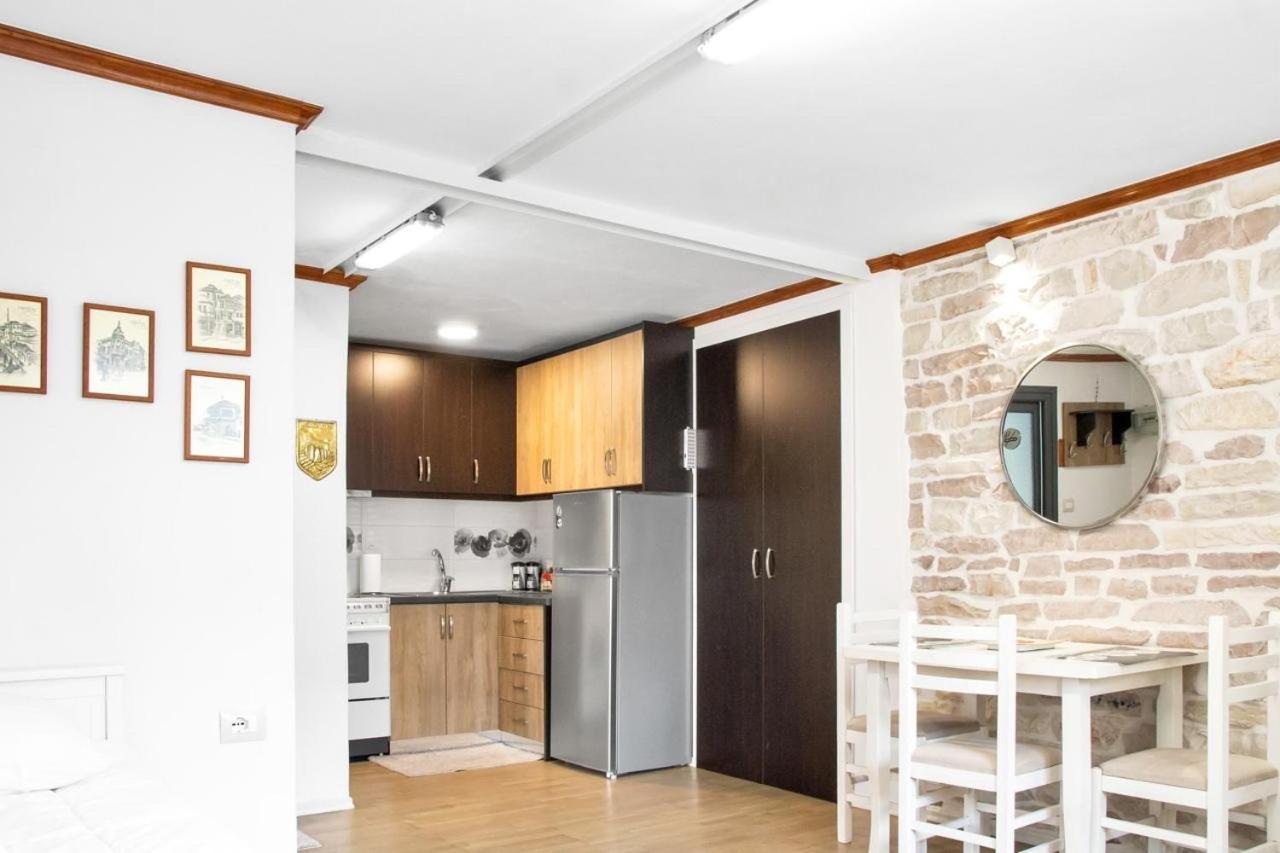 Solhouse Apartment Gjirokaster Ngoại thất bức ảnh